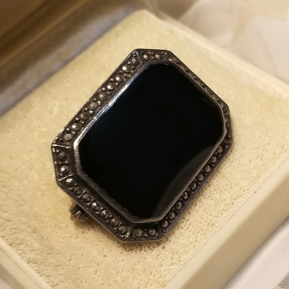 1930S Art Deco Sterling Marcasite Onyx Brooch